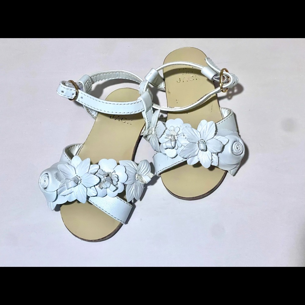 Janie and jack white floral sandals size 5